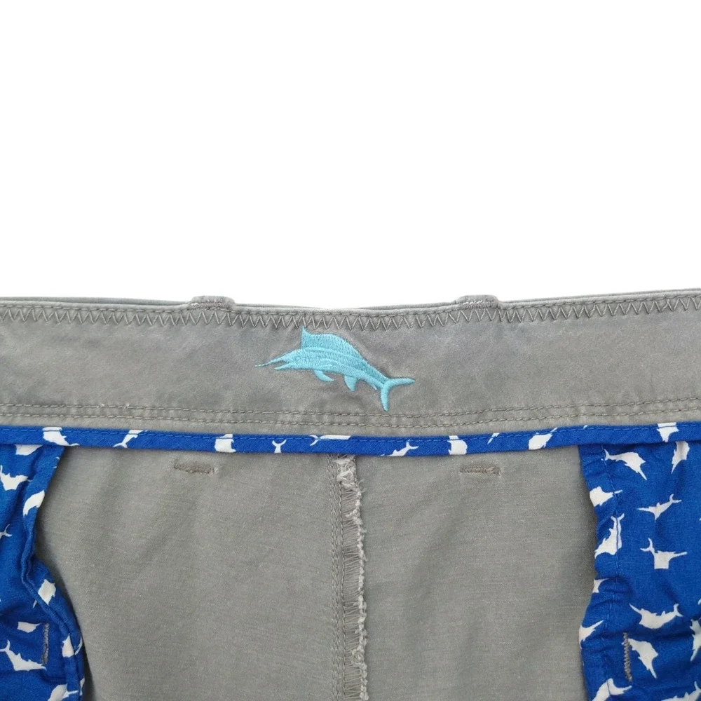 Tommy Bahama Washed Chino Cargo Shorts Mens 46 Cotton Tencel Spandex Gray